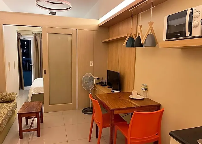 Netflix- Destina At Jazz Residences Makati, Metromanila Отель 4*